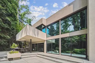 7 Folie Ct, Manhasset, NY 11030 - Photo 37