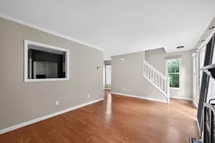 301 Kensington Way, Mount Kisco, NY 10549 - Photo 3