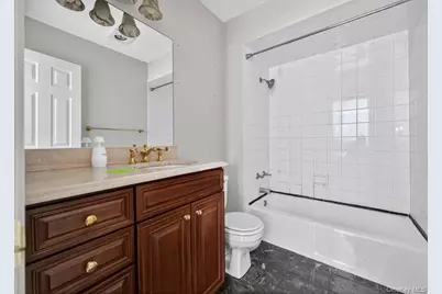 301 Kensington Way, Mount Kisco, NY 10549 - Photo 15