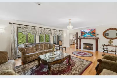 72 Lake End Road, Merrick, NY 11566 - Photo 7