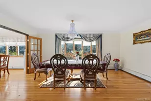 72 Lake End Rd, Merrick, NY 11566 - Photo 13