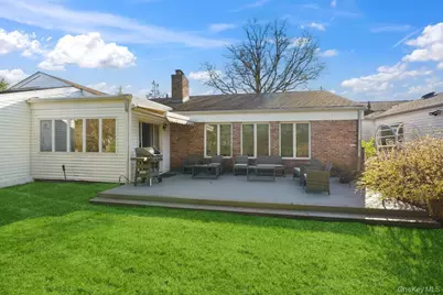 72 Lake End Road, Merrick, NY 11566 - Photo 35