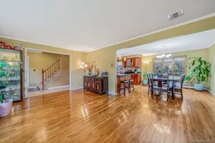 293 Marlin St, Dix Hills, NY 11746 - Photo 5