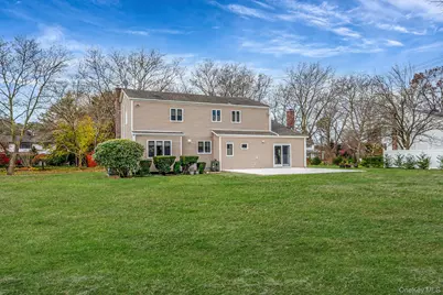 293 Marlin Street, Dix Hills, NY 11746 - Photo 31