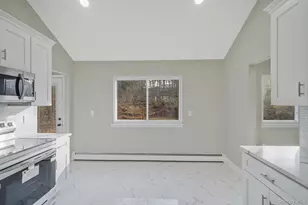 14 Clearview, Selden, NY 11784 - Photo 21