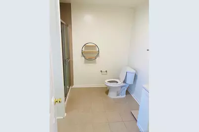 24 Cable Lane, Hicksville, NY 11801 - Photo 17