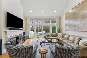 3 Cherry Blossom Ln, East Quogue, NY 11942 - Photo 7