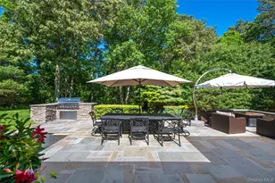 3 Cherry Blossom Ln, East Quogue, NY 11942 - Photo 7