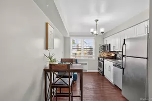 324 Post Ave, Westbury, NY 11590 - Photo 7