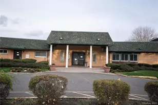 312 Artist Lake Dr, Middle Island, NY 11953 - Photo 21