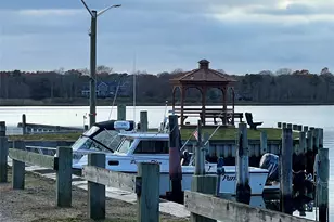 48 Crystal Beach Blvd, Moriches, NY 11955 - Photo 23