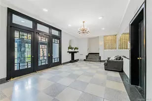 306 E Mosholu Pkwy S, Bronx, NY 10458 - Photo 17