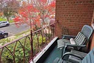 463 Summit Ave, Cedarhurst, NY 11516 - Photo 11