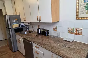 463 Summit Ave, Cedarhurst, NY 11516 - Photo 7