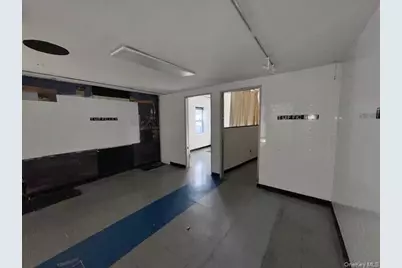 650 E Fordham Road, Bronx, NY 10458 - Photo 11