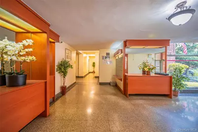 33-44 Junction Boulevard #2V, Jackson Heights, NY 11372 - Photo 9