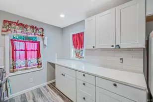 15 Lafayette Dr, Shirley, NY 11967 - Photo 7