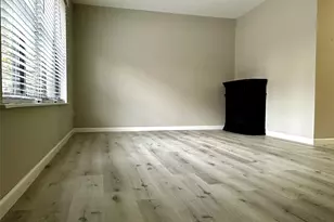 143 Bailey Ct, Middle Island, NY 11953 - Photo 5