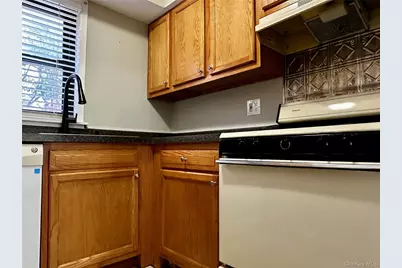 143 Bailey Court #143, Middle Island, NY 11953 - Photo 7