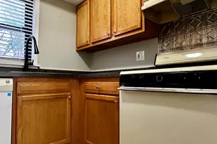 143 Bailey Ct, Middle Island, NY 11953 - Photo 7