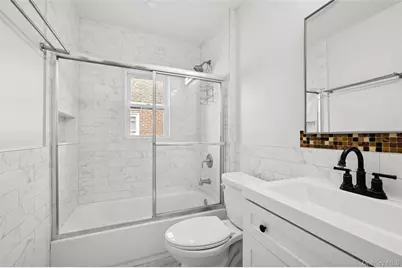 109 Caroline Avenue, Franklin Square, NY 11010 - Photo 17