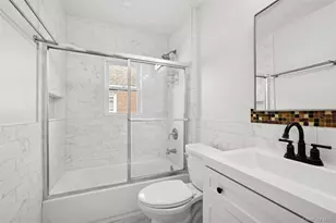 109 Caroline Ave, Franklin Square, NY 11010 - Photo 17