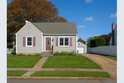 1221 Jackson Avenue, Lindenhurst, NY 11757 - Photo 21