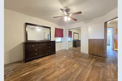 369 Woodfield Road, West Hempstead, NY 11552 - Photo 9