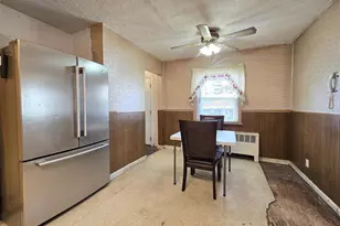 369 Woodfield Rd, West Hempstead, NY 11552 - Photo 5