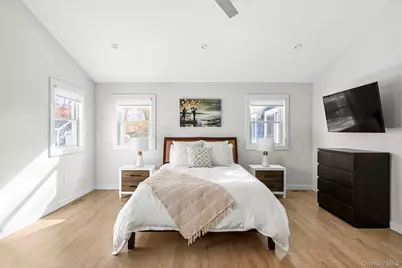 43 Homewood Drive, Hampton Bays, NY 11946 - Photo 7