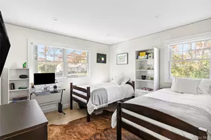 43 Homewood Dr, Hampton Bays, NY 11946 - Photo 9