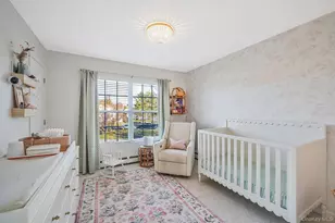 42 Quintuck Ln, East Islip, NY 11730 - Photo 17