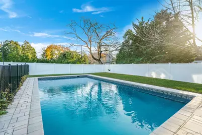 42 Quintuck Lane, East Islip, NY 11730 - Photo 29