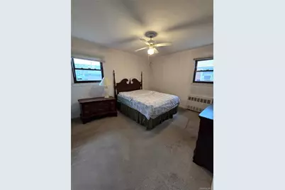 15520 Killarney Street, Howard Beach, NY 11414 - Photo 7