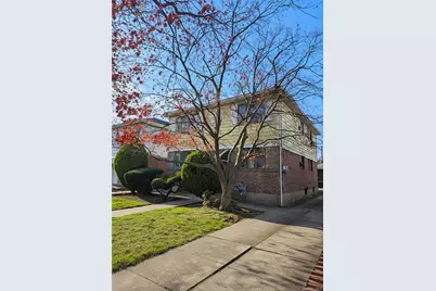 15520 Killarney Street, Howard Beach, NY 11414 - Photo 3