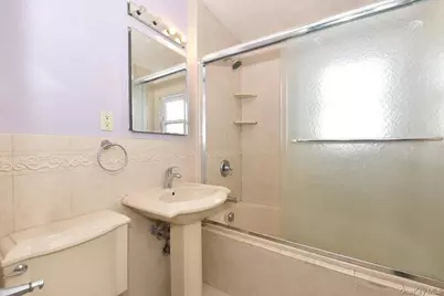 1022 Jackson Avenue, Franklin Square, NY 11010 - Photo 15