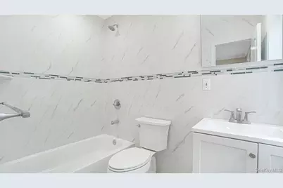 85-02 165th Street, Jamaica, NY 11432 - Photo 9