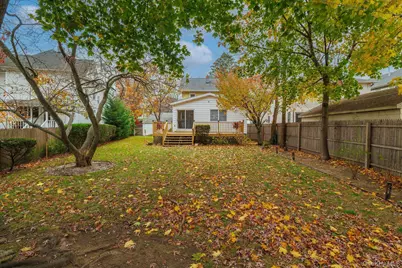 108 Earle Avenue, Lynbrook, NY 11563 - Photo 33