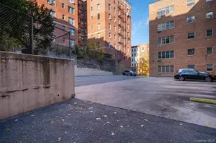 25 Franklin Ave, White Plains, NY 10601 - Photo 15