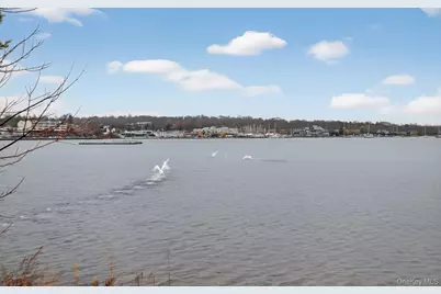 1 Toms Point Lane #2A, Port Washington, NY 11050 - Photo 35