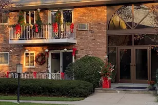 1 Toms Point Ln, Port Washington, NY 11050 - Photo 23