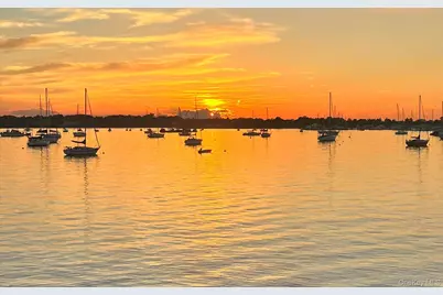 1 Toms Point Lane #2A, Port Washington, NY 11050 - Photo 43