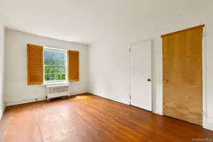 525 W 238th St, Bronx, NY 10463 - Photo 17