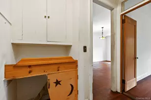 525 W 238th St, Bronx, NY 10463 - Photo 21