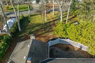 14 Whiting Rd, East Quogue, NY 11942 - Photo 19