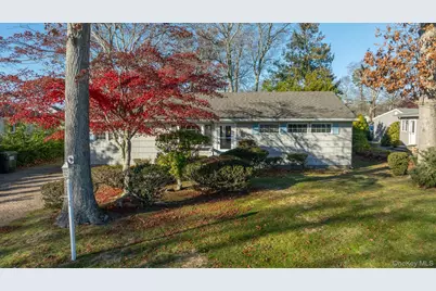 14 Whiting Road, East Quogue, NY 11942 - Photo 3