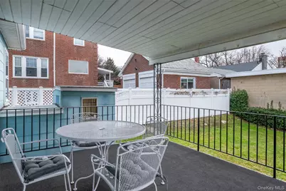 10 Pell Place, Bronx, NY 10464 - Photo 23