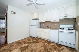 10 Pell Pl, Bronx, NY 10464 - Photo 9