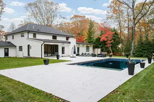 7 Barrington Pl, Melville, NY 11747 - Photo 29