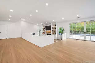 7 Barrington Pl, Melville, NY 11747 - Photo 7